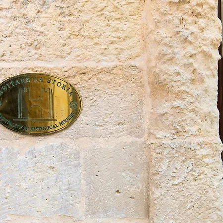 Palace Castromediano לינה וארוחת בוקר
